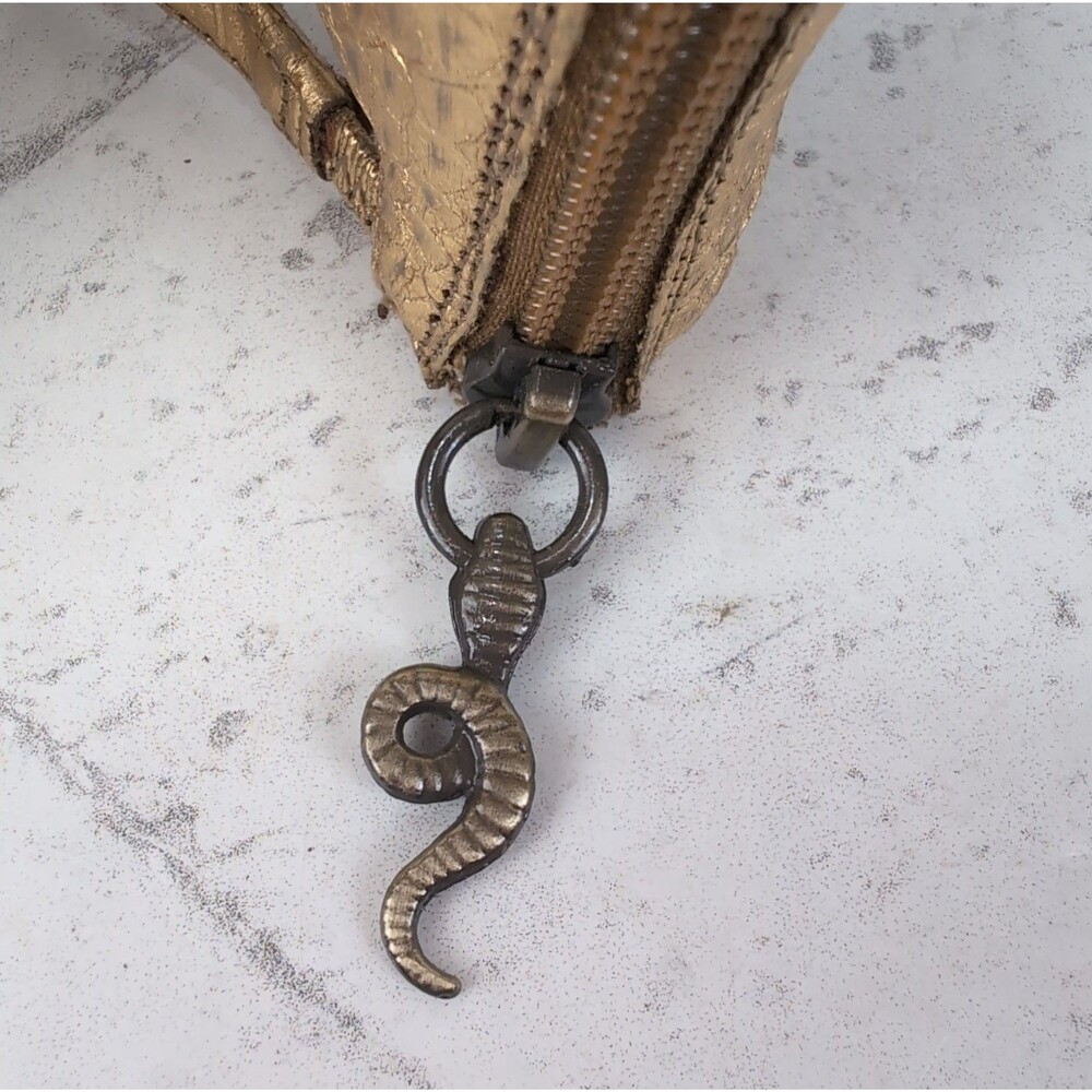 House of Harlow Gold Casmine Gladiator Wedge Sandal Snake Charms Size 6 | 36.5 - Picture 6 of 14
